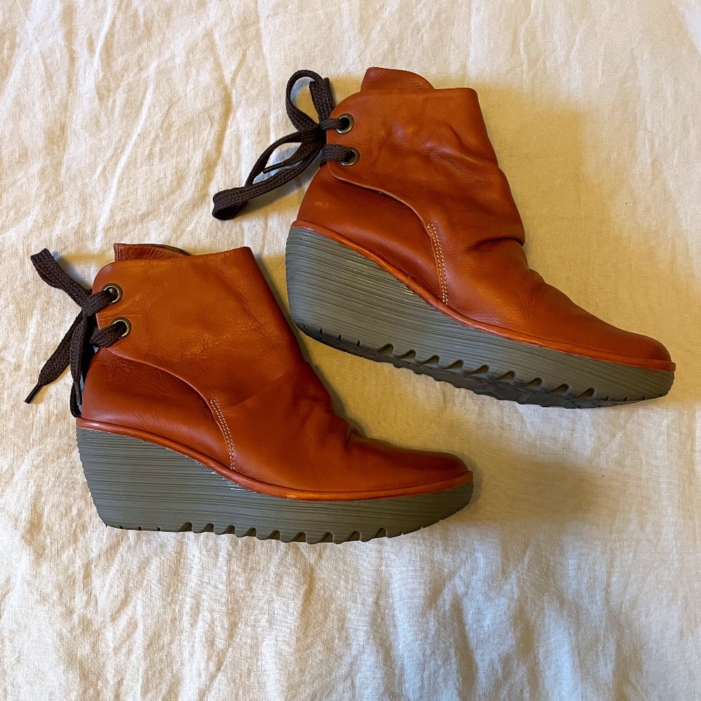 FLY LONDON Tie-back Camel Ankle Boots